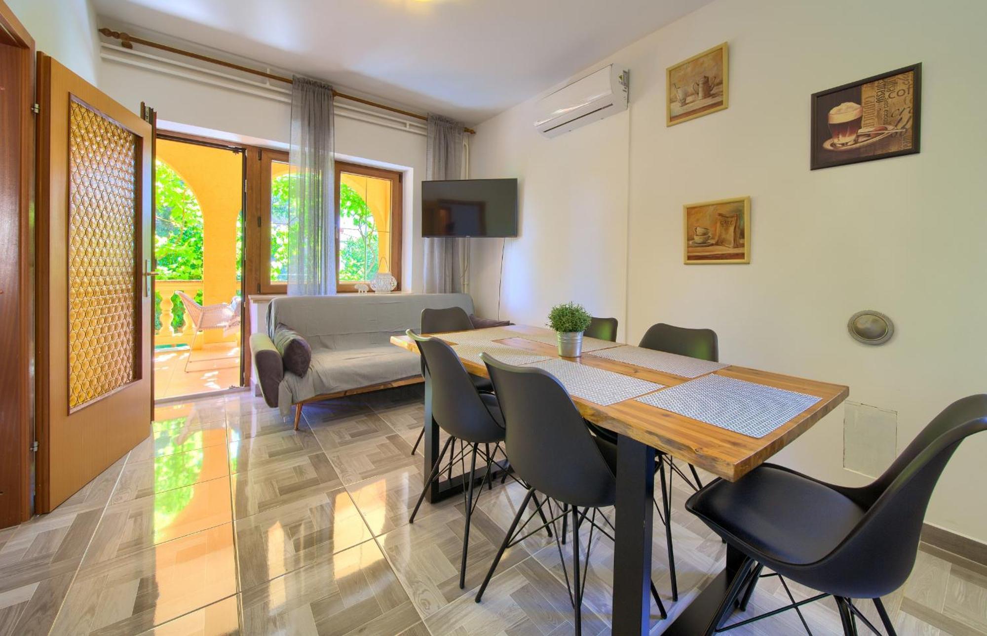 Apartment Bazina - Airconditioning, Parking, 500M From The Beach Krk Town Dış mekan fotoğraf
